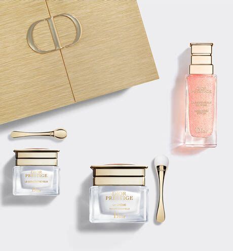 Le coffret cadeau par Dior : coffrets parfum, maquillage & soin.